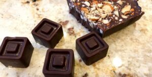 Homemade Sugar-Free Dark Chocolate