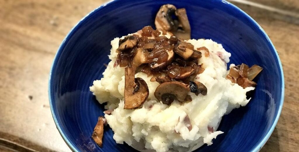 Mashed Potatoes and Mushroom Gravy with a Healthy Twist
